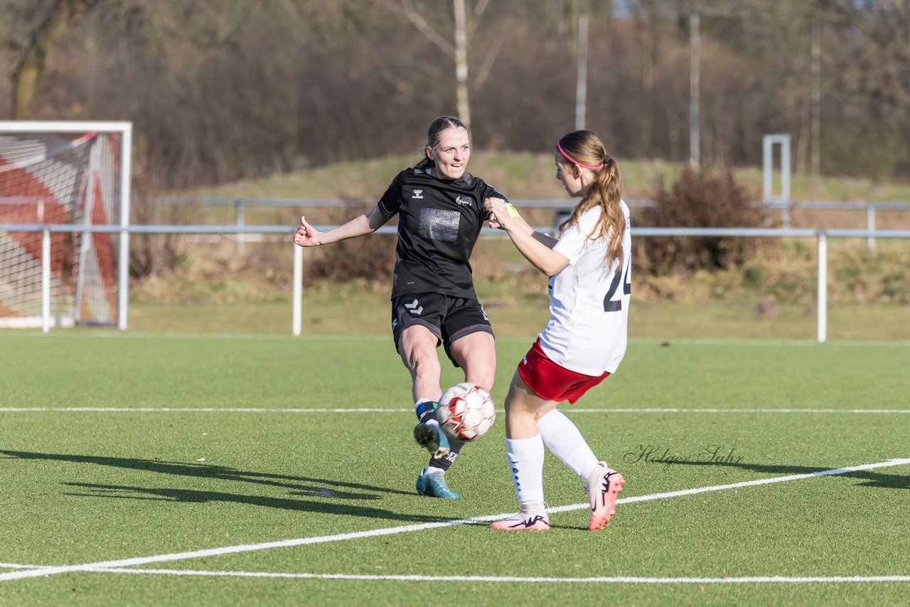 Bild 160 - wBJ SV Wahlstedt - SV Henstedt Ulzburg : Ergebnis: 0:1